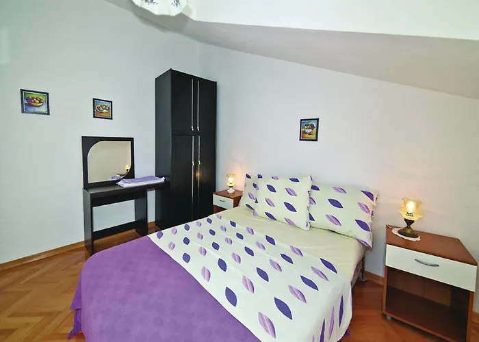 Apartmán Halilovi - Two Bedroom 3 *