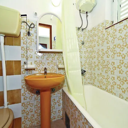 Halilovi - Two Bedroom 3 *